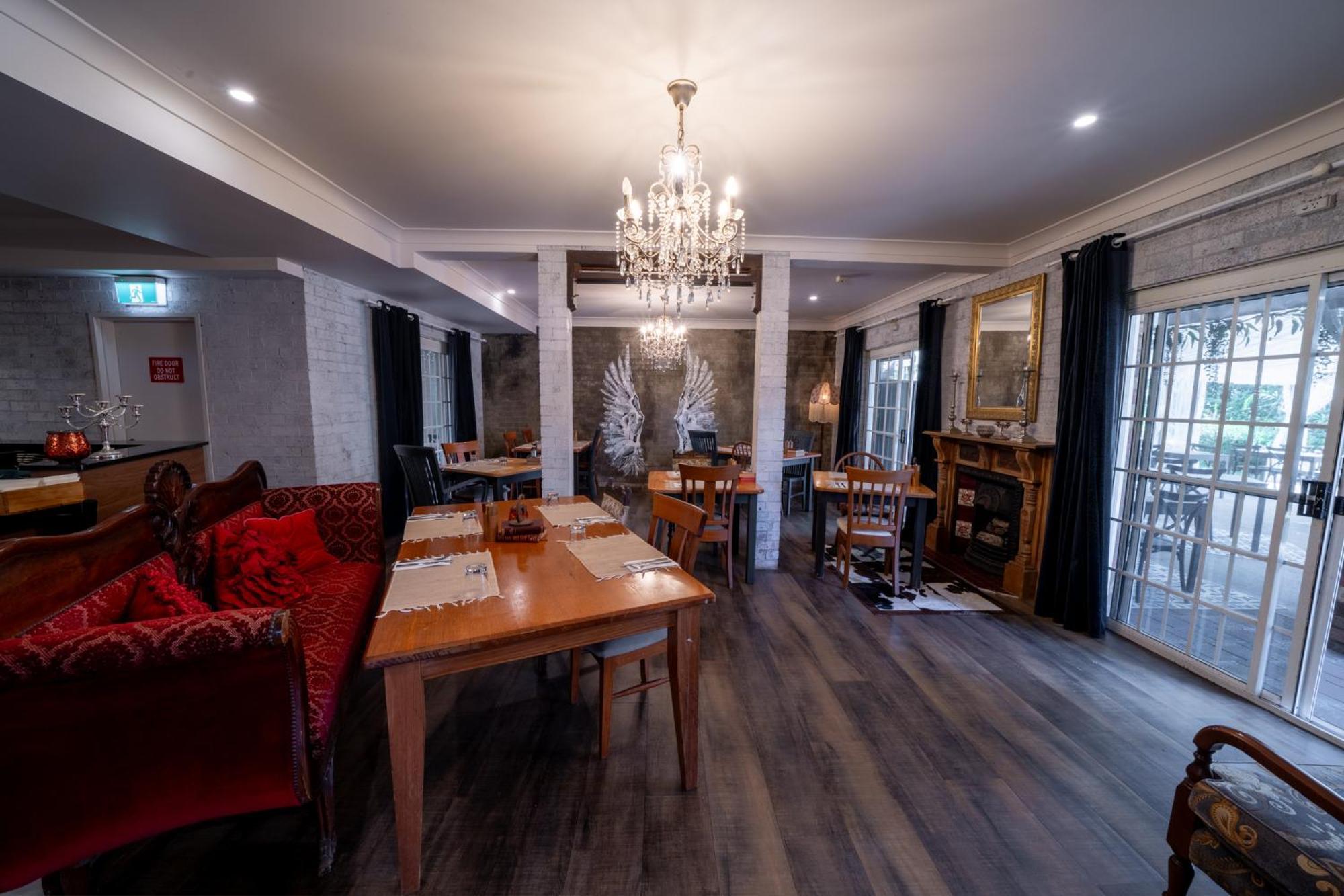Angel Sussurri Hotel Yarramalong ภายนอก รูปภาพ
